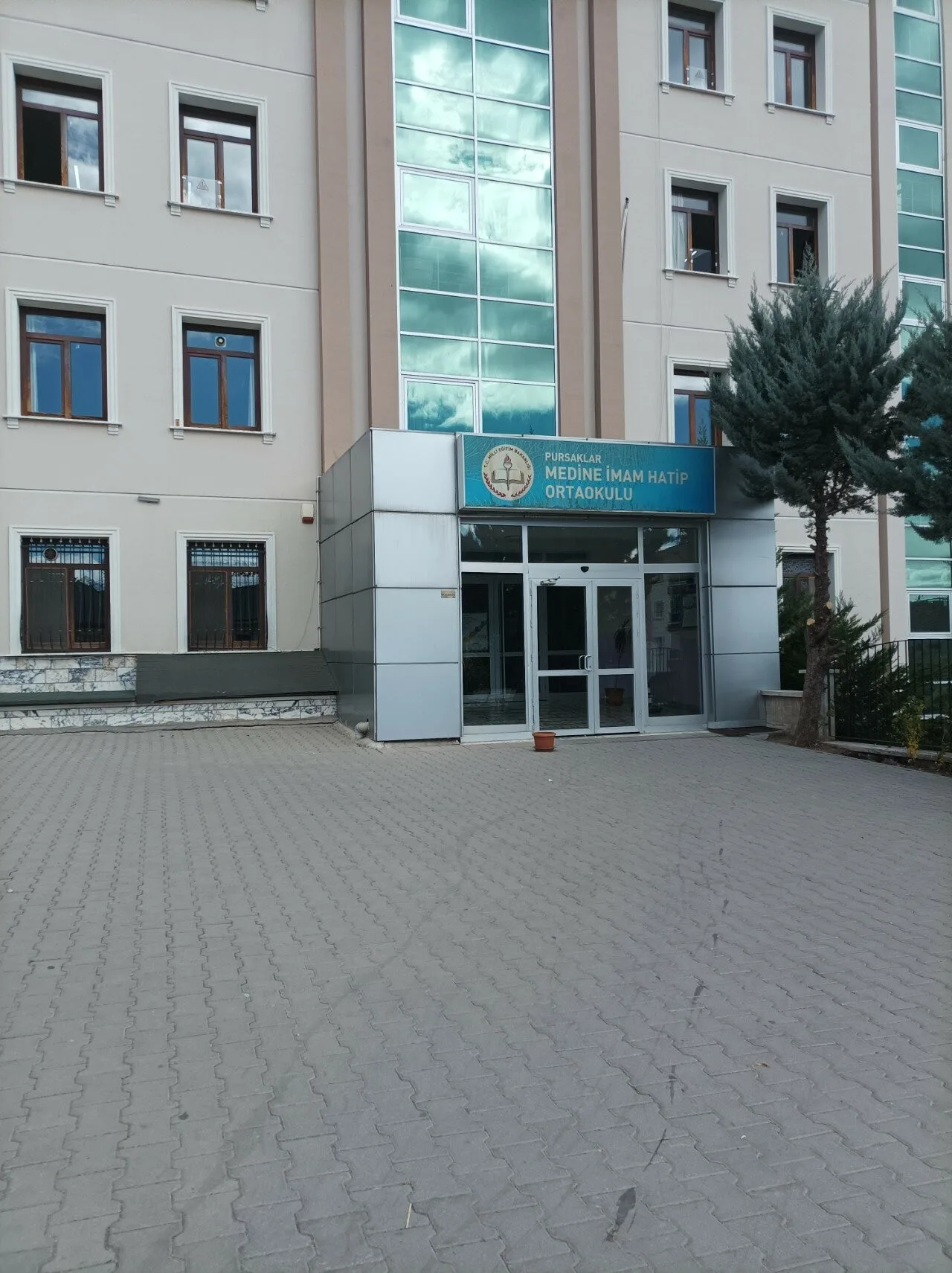 Medine İmam Hatip Ortaokulu fotoğrafı