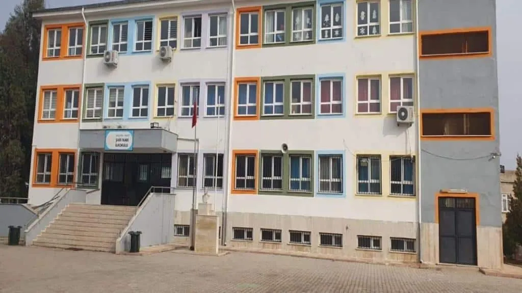 Şair Nabi İlkokulu