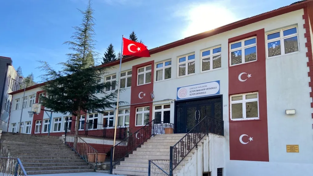 Üçtepe İmam Hatip Ortaokulu fotoğrafı