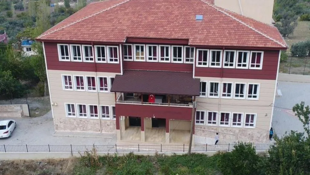 Karaköse İmam Hatip Ortaokulu fotoğrafı