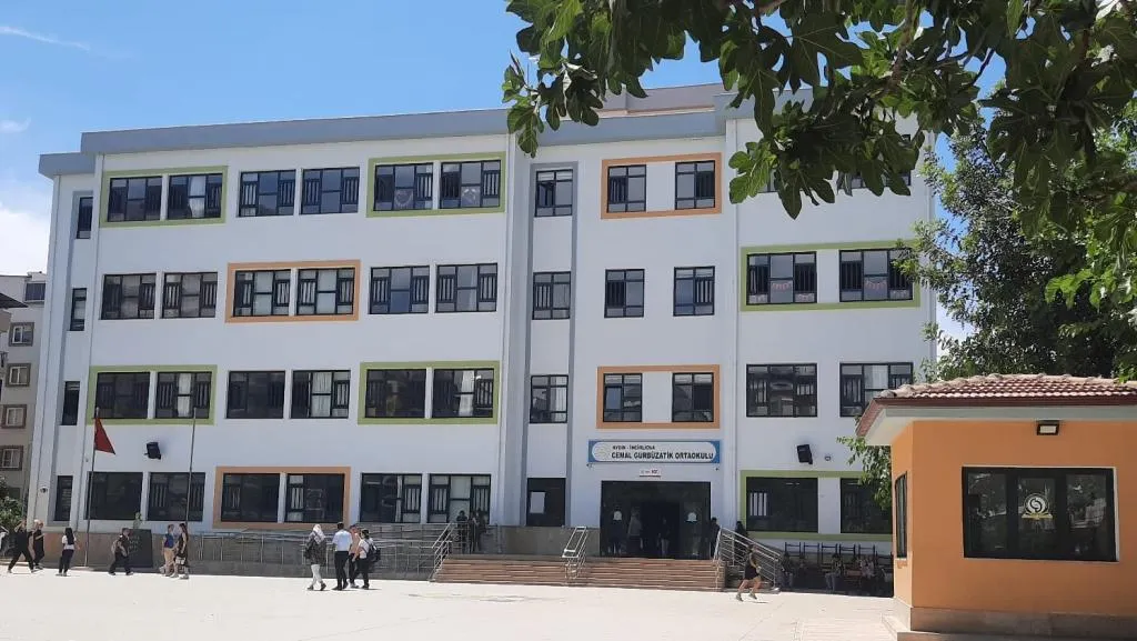 İncirliova Anadolu İmam Hatip Lisesi fotoğrafı