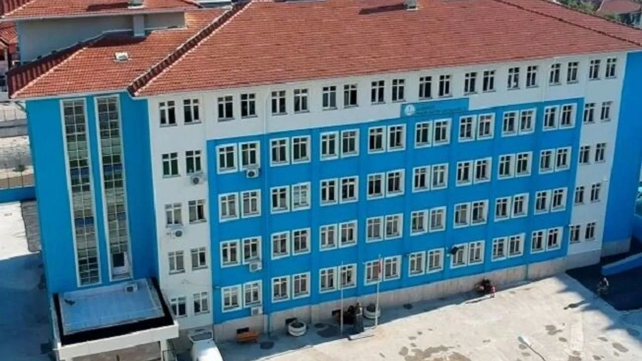 Kadıköy İmam Hatip Ortaokulu fotoğrafı