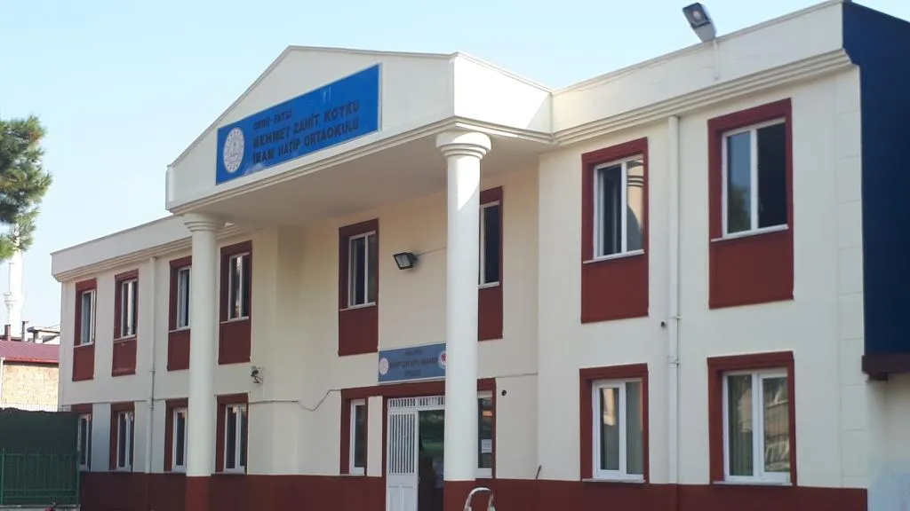 Mehmet Zahit Kotku İmam Hatip Ortaokulu