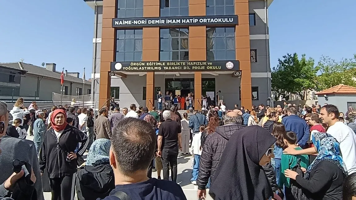 Naime-Nori Demir İmam Hatip Ortaokulu fotoğrafı
