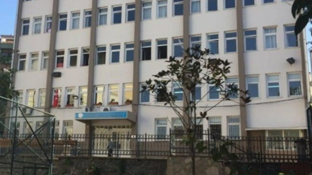 CEMAL ARTÜZ İMAM HATİP ORTAOKULU fotoğrafı