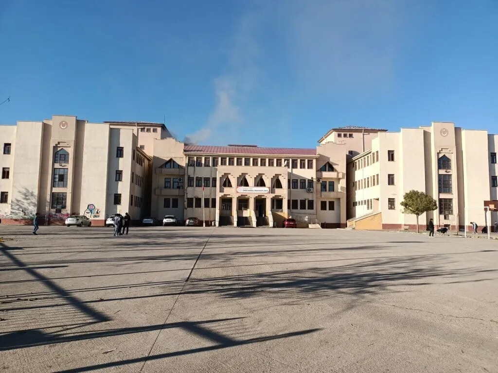 Çınar Kız Anadolu İmam Hatip Lisesi fotoğrafı