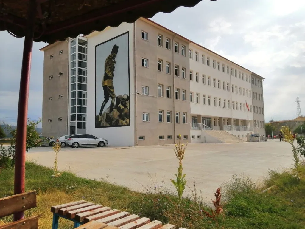Tosya Kız Anadolu İmam Hatip Lisesi fotoğrafı