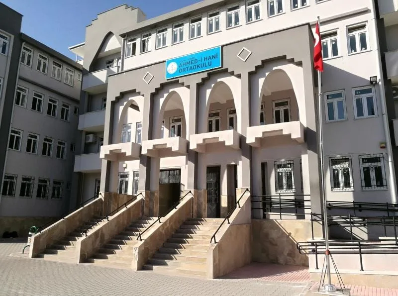 Ahmed-i Hani Ortaokulu