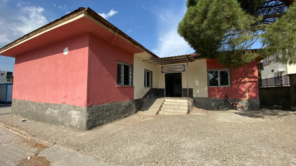 Şekeroba İmam Hatip Ortaokulu fotoğrafı