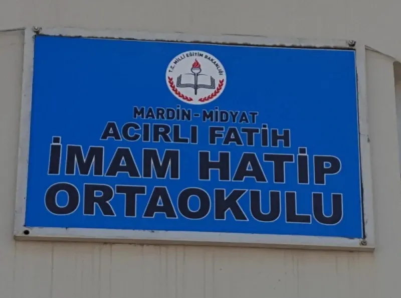 Acırlı Fatih İmam Hatip Ortaokulu