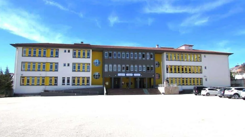 Gerede Seyit Mithat Dayıoğlu İmam Hatip Ortaokulu fotoğrafı