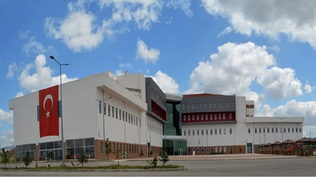 Şehit Osman Arslan Kız Anadolu İmam Hatip Lisesi fotoğrafı