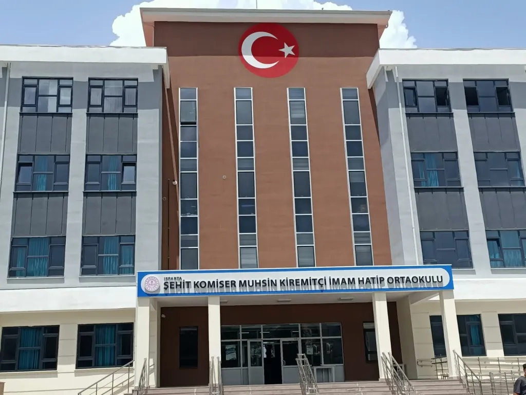 Şehit Komiser Muhsin Kiremitçi İmam Hatip Ortaokulu fotoğrafı