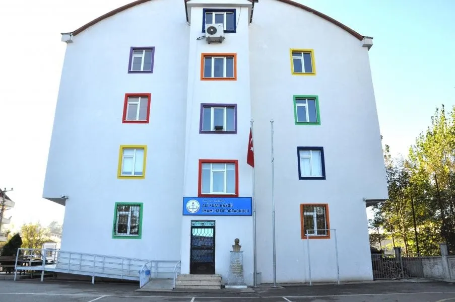 Ali Fuat Başgil İmam Hatip Ortaokulu fotoğrafı