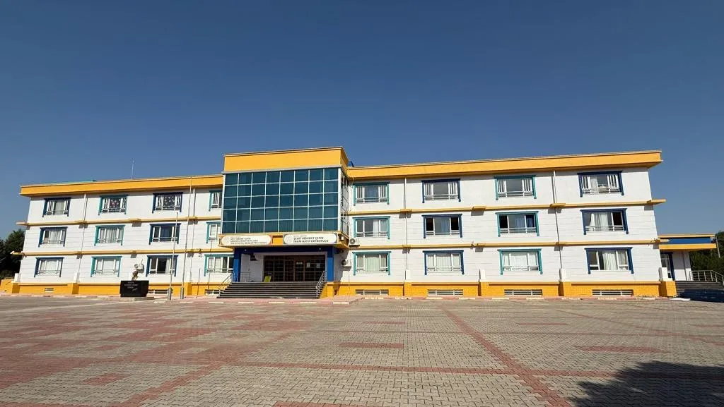 Şehit Mehmet Çetin Anadolu İmam Hatip Lisesi fotoğrafı