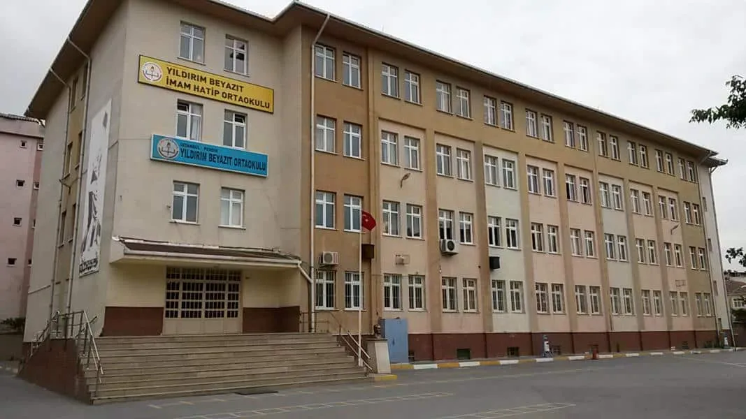 Yıldırım Beyazıt İmam Hatip Ortaokulu fotoğrafı