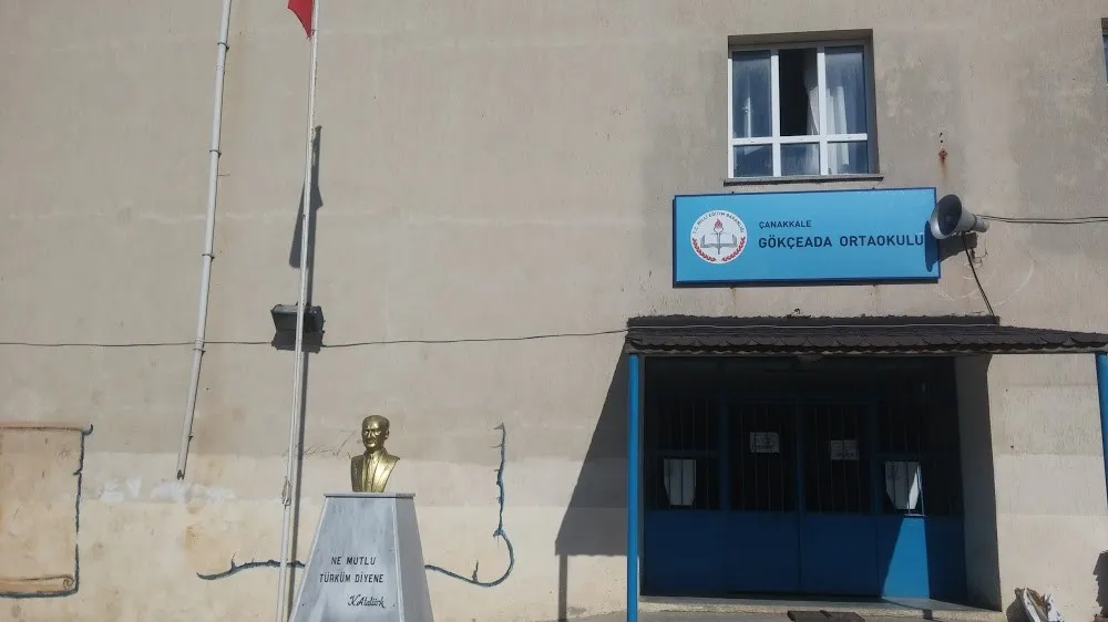 Gökçeada İmam Hatip Ortaokulu fotoğrafı