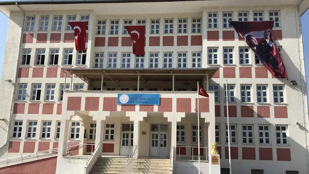 Kale İmam Hatip Ortaokulu fotoğrafı