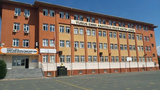 YUNUS EMRE İMAM HATİP ORTAOKULU fotoğrafı