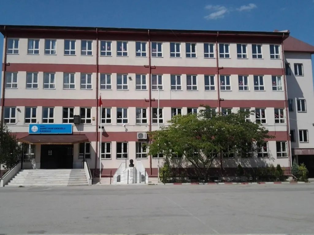 Ahmet Nuri Erikoğlu Ortaokulu