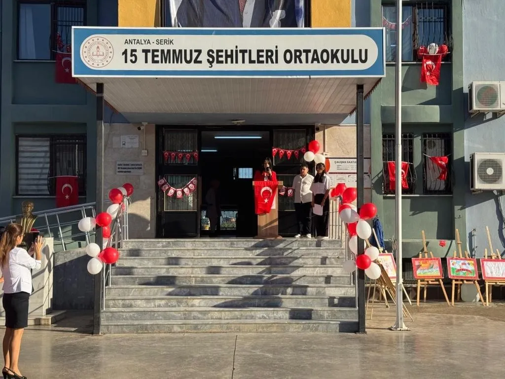 15 Temmuz Şehitleri Ortaokulu