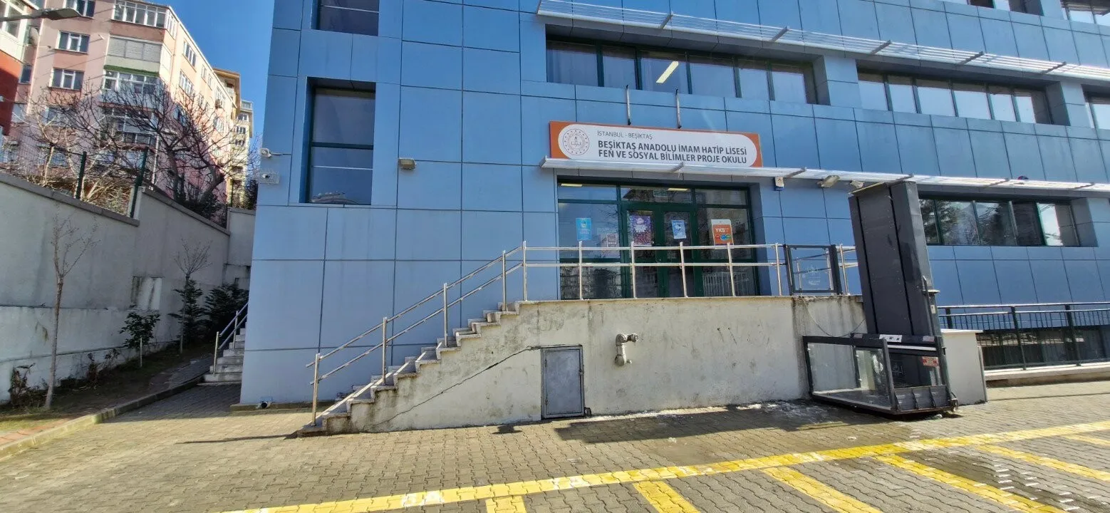 Beşiktaş Anadolu İmam Hatip Lisesi fotoğrafı