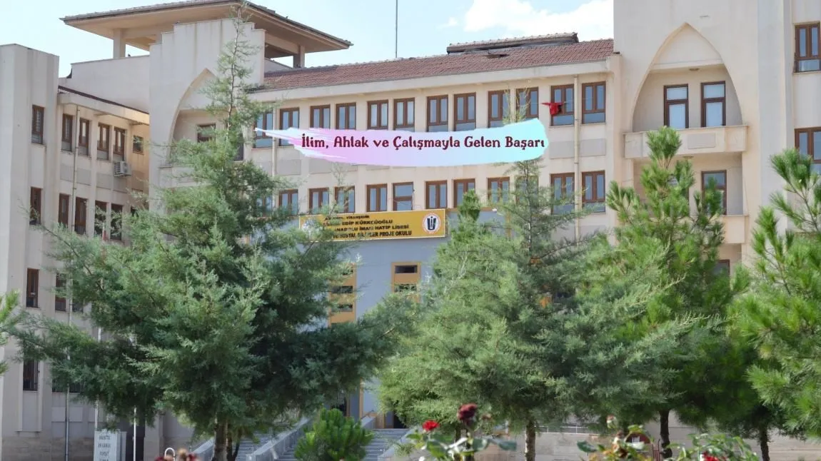 Kemal Edip Kürkçüoğlu Kız Anadolu İmam Hatip Lisesi fotoğrafı