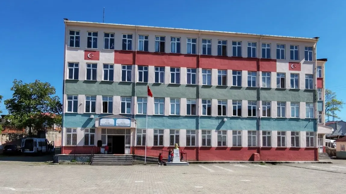 Yoğunoluk Şehit Enver Sekmen İmam Hatip Ortaokulu fotoğrafı