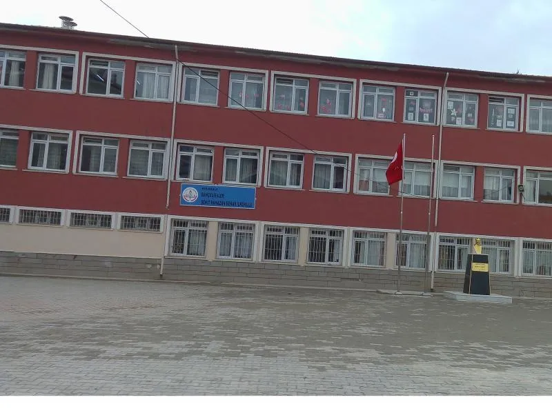 Bahçelievler Şehit Ramazan Bekar İlkokulu fotoğrafı