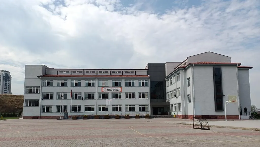 Nursel Çağlar Anadolu Lisesi fotoğrafı