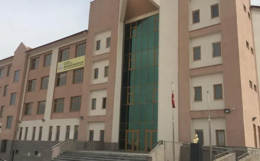 Şehit Kemal Tosun Anadolu İmam Hatip Lisesi fotoğrafı