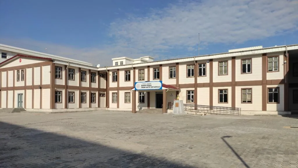 Namık Kemal İmam Hatip Ortaokulu