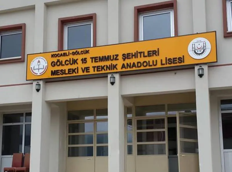 Gölcük 15 Temmuz Şehitleri Mesleki Ve Teknik Anadolu Lisesi fotoğrafı