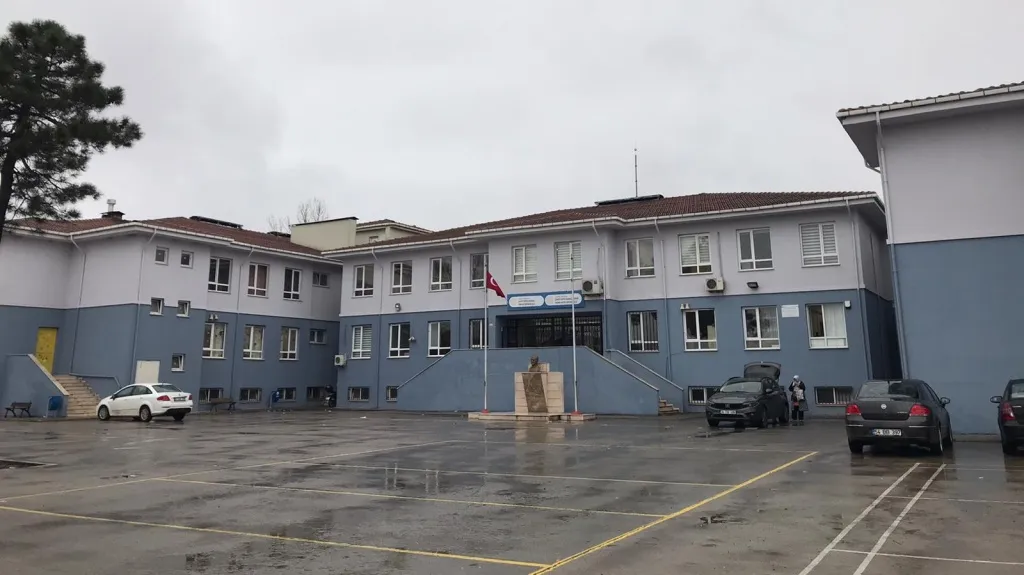 Şehit Fatih Kemal Yarar İmam Hatip Ortaokulu