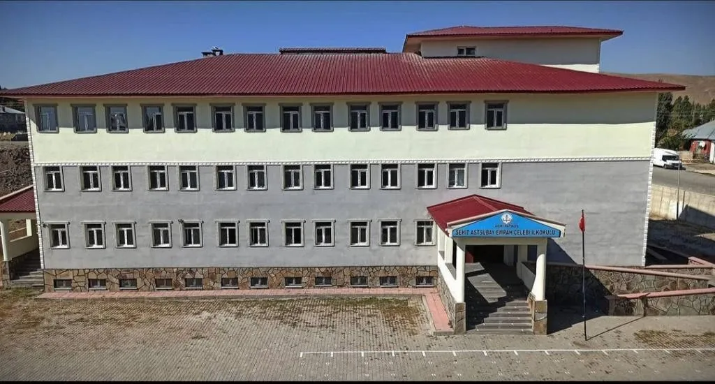 Şehit Astsubay Emrah Çelebi İlkokulu fotoğrafı