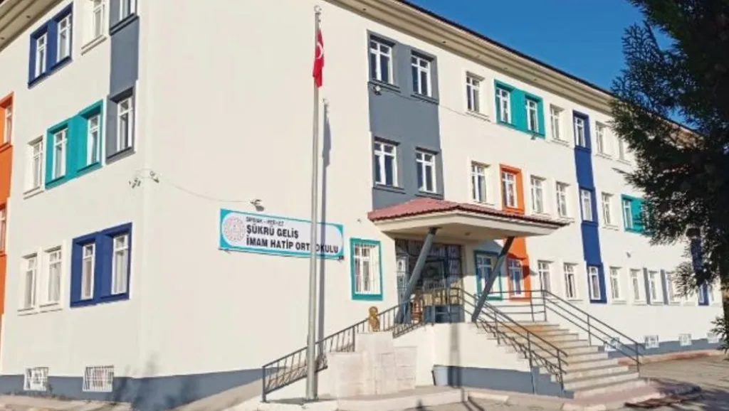 Şükrü Geliş İmam Hatip Ortaokulu
