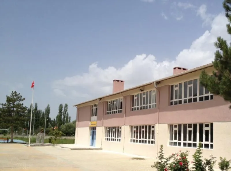 İnönü Anadolu Lisesi fotoğrafı