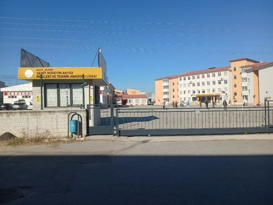 Şehit Hüseyin Akyüz Mesleki Ve Teknik Anadolu Lisesi fotoğrafı