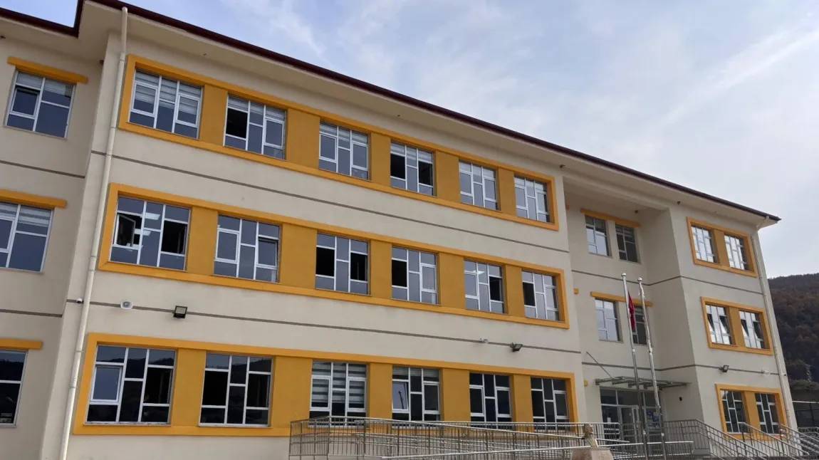 Çat Hüseyin Abbas Anadolu İmam Hatip Lisesi fotoğrafı