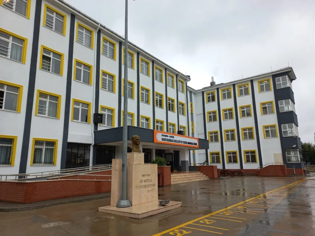Nuri Demirağ Mesleki Ve Teknik Anadolu Lisesi fotoğrafı