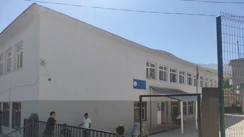 İstikbal İmam Hatip Ortaokulu fotoğrafı