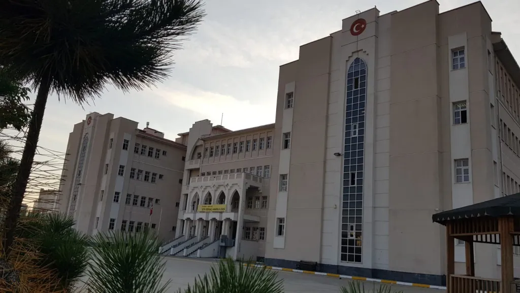 Şeyh Edebali Anadolu Lisesi fotoğrafı