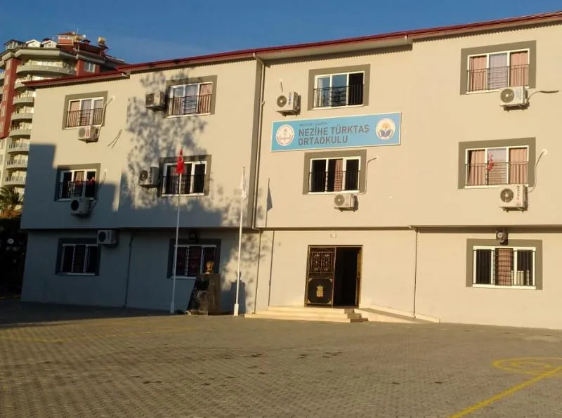 Nezihe Türktaş Ortaokulu fotoğrafı