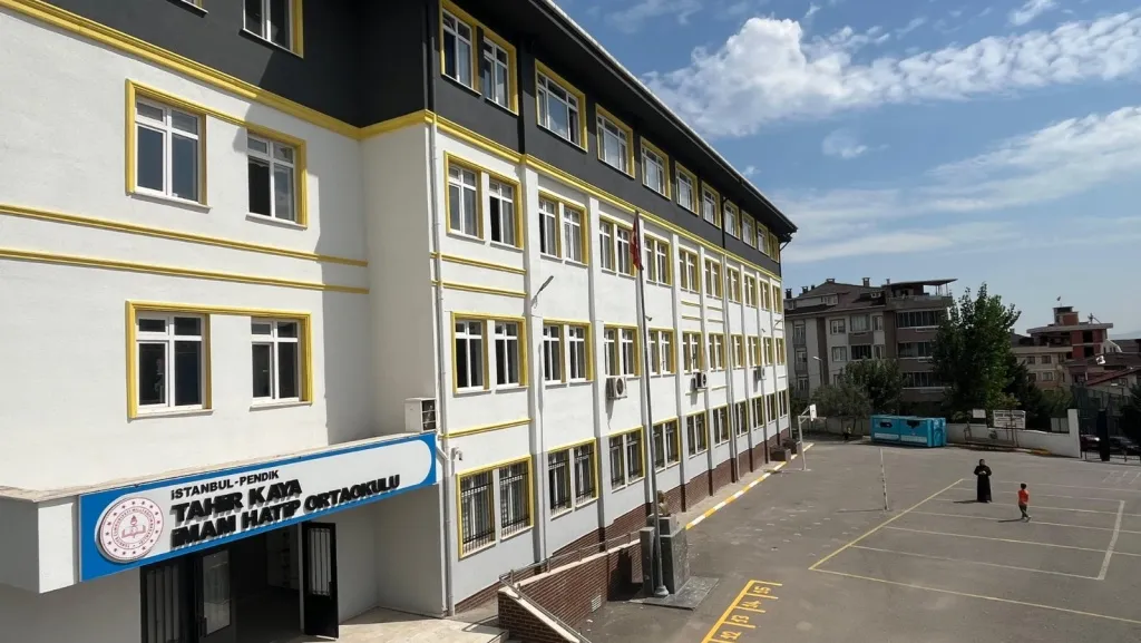 Tahir Kaya İmam Hatip Ortaokulu fotoğrafı