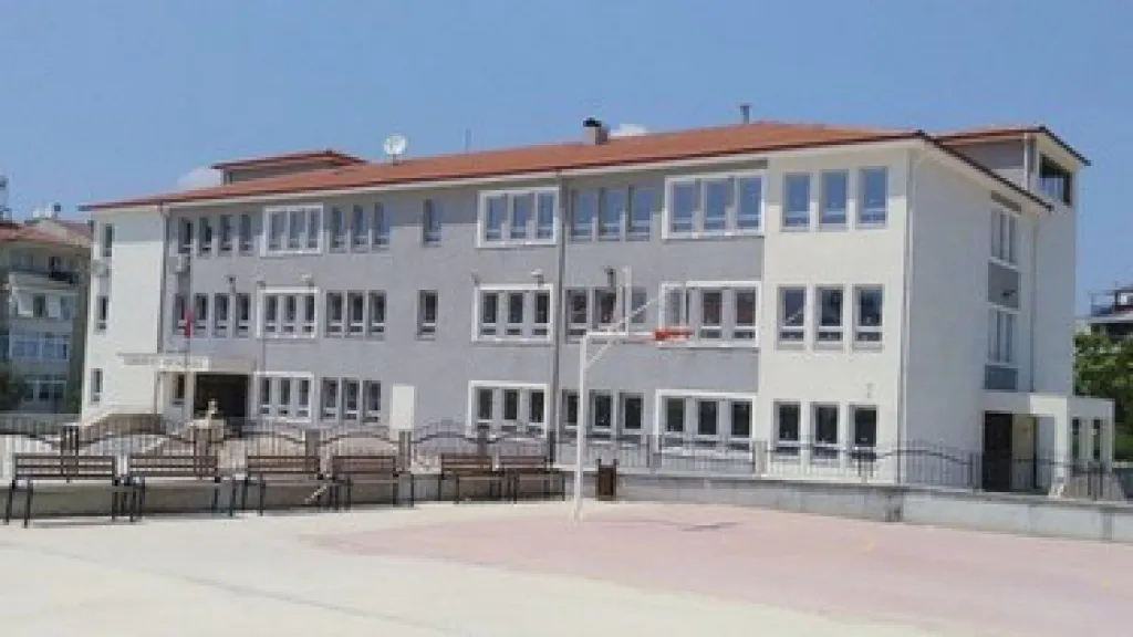 Cumhuriyet Ortaokulu
