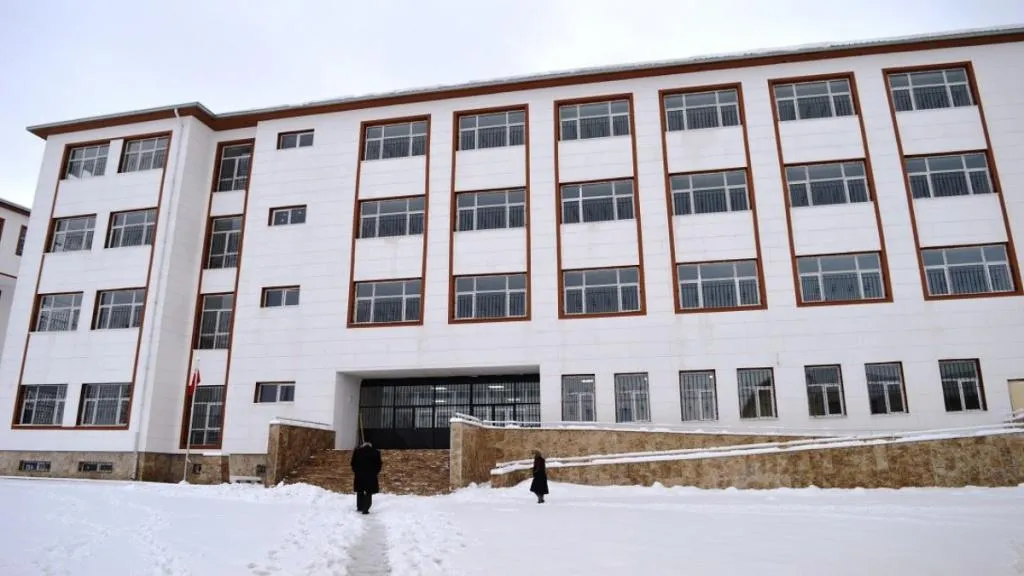 Çelikhan Ortaokulu fotoğrafı