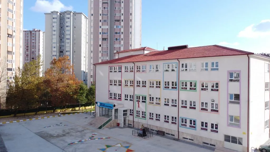 Şehit Hamza Çavuş İlkokulu fotoğrafı
