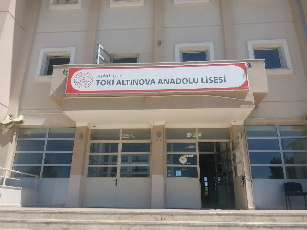 Çivril TOKİ Altınova Anadolu Lisesi fotoğrafı