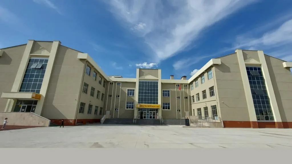 Şehit Ali Rıza İşbilir Anadolu Lisesi fotoğrafı