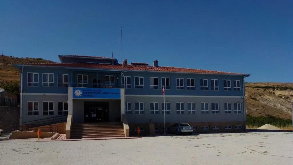 Karabayır Şehit Hamit Koçhan Ortaokulu fotoğrafı